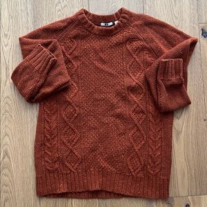 Uniqlo cable knit sweater small